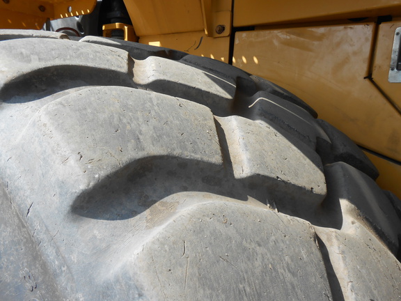 2019 John Deere 844K-III AH