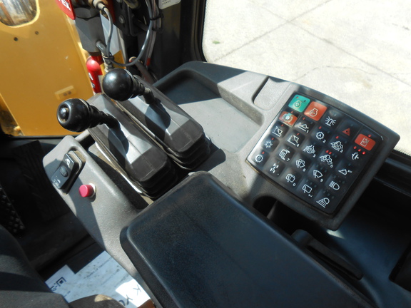 2019 John Deere 844K-III AH