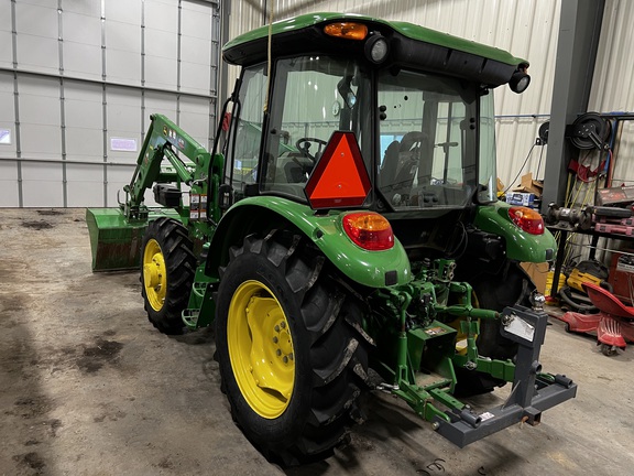 2016 John Deere 5055E - Photo2
