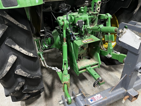 2016 John Deere 5055E - Photo9