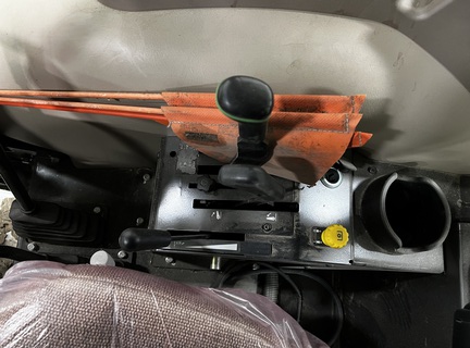 2016 John Deere 5055E - Photo17