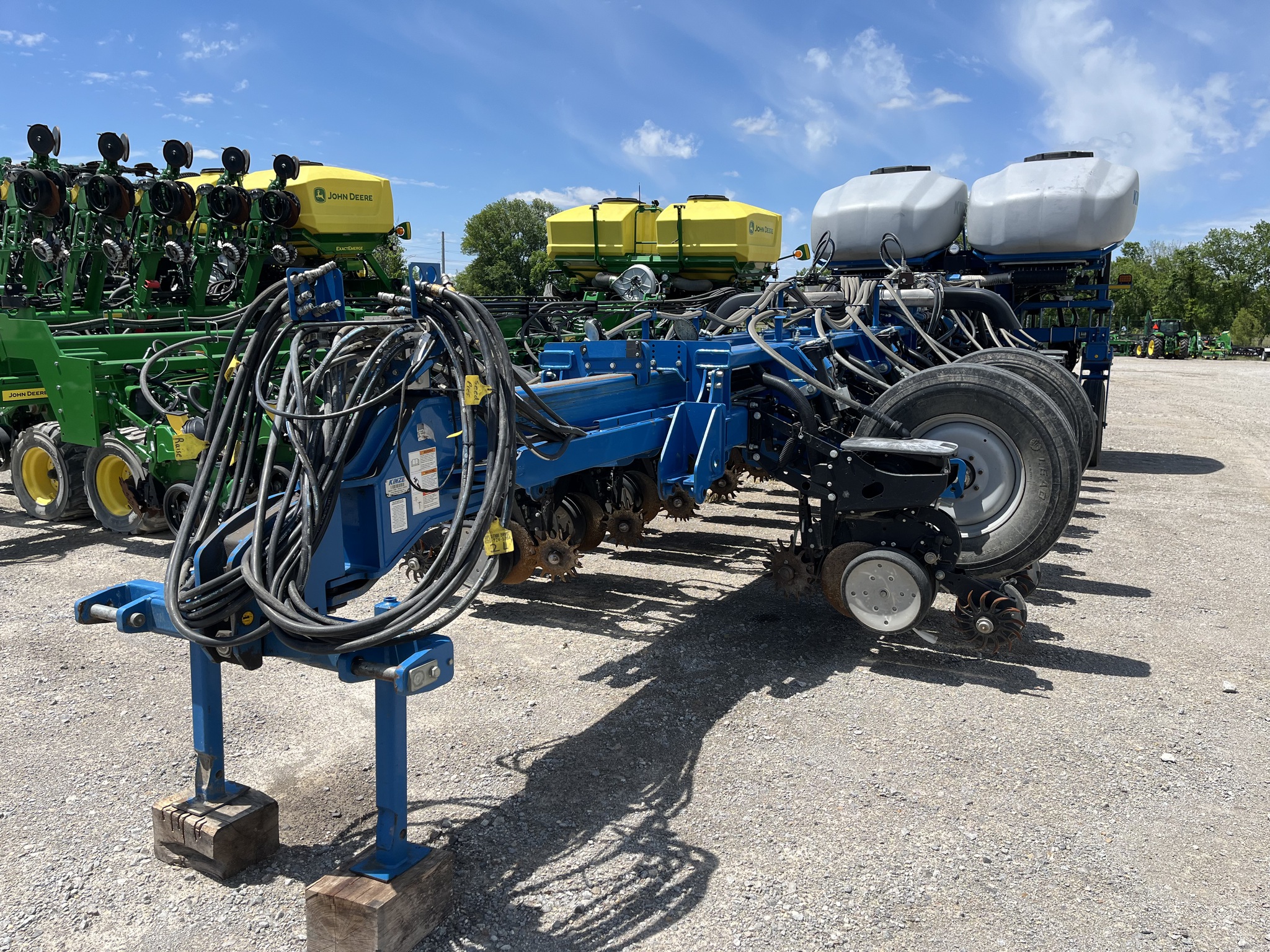  2015 Kinze 4900 at Heritage Tractor in Pittsburg, KS