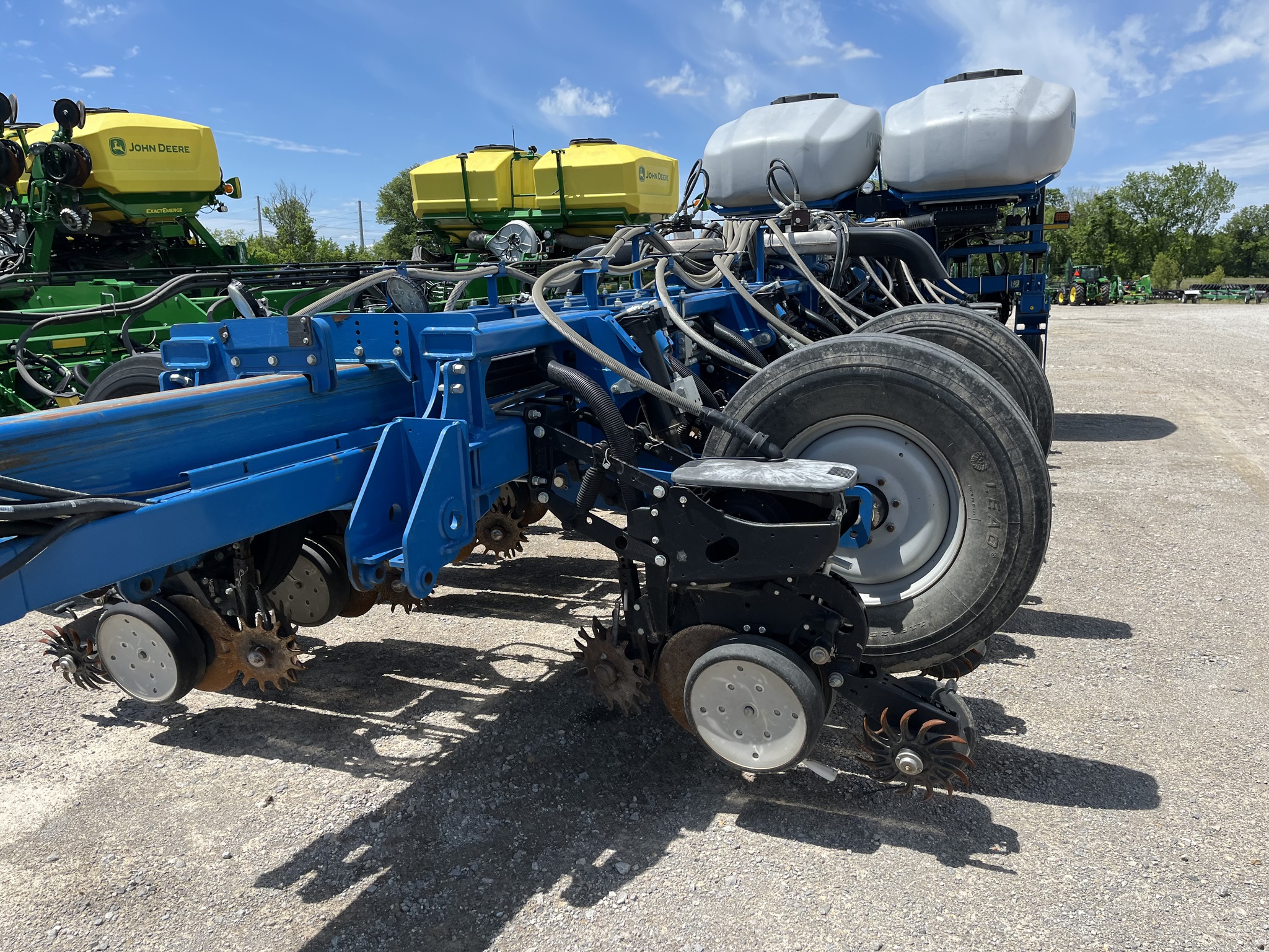  2015 Kinze 4900 at Heritage Tractor in Pittsburg, KS