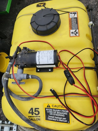  John-Deere 45 Gallon 3 Point Hitch Sprayer
