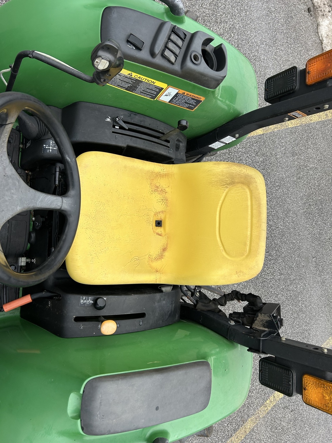 2012 John Deere 4720 Image 11