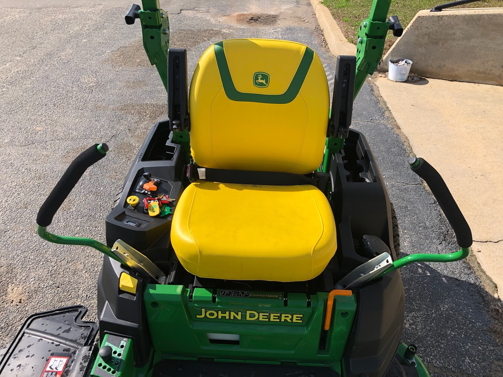 2025 John Deere Z530M Image 5