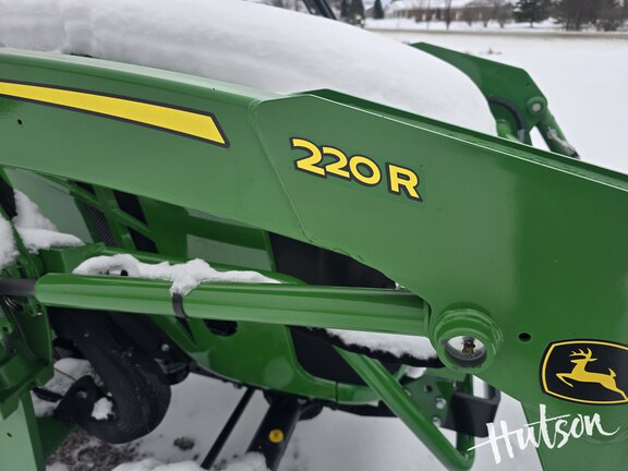 Photo of 2025 John Deere 2032R