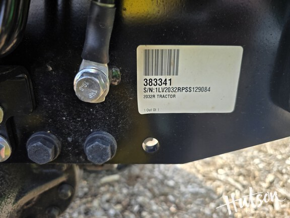 Photo of 2025 John Deere 2032R