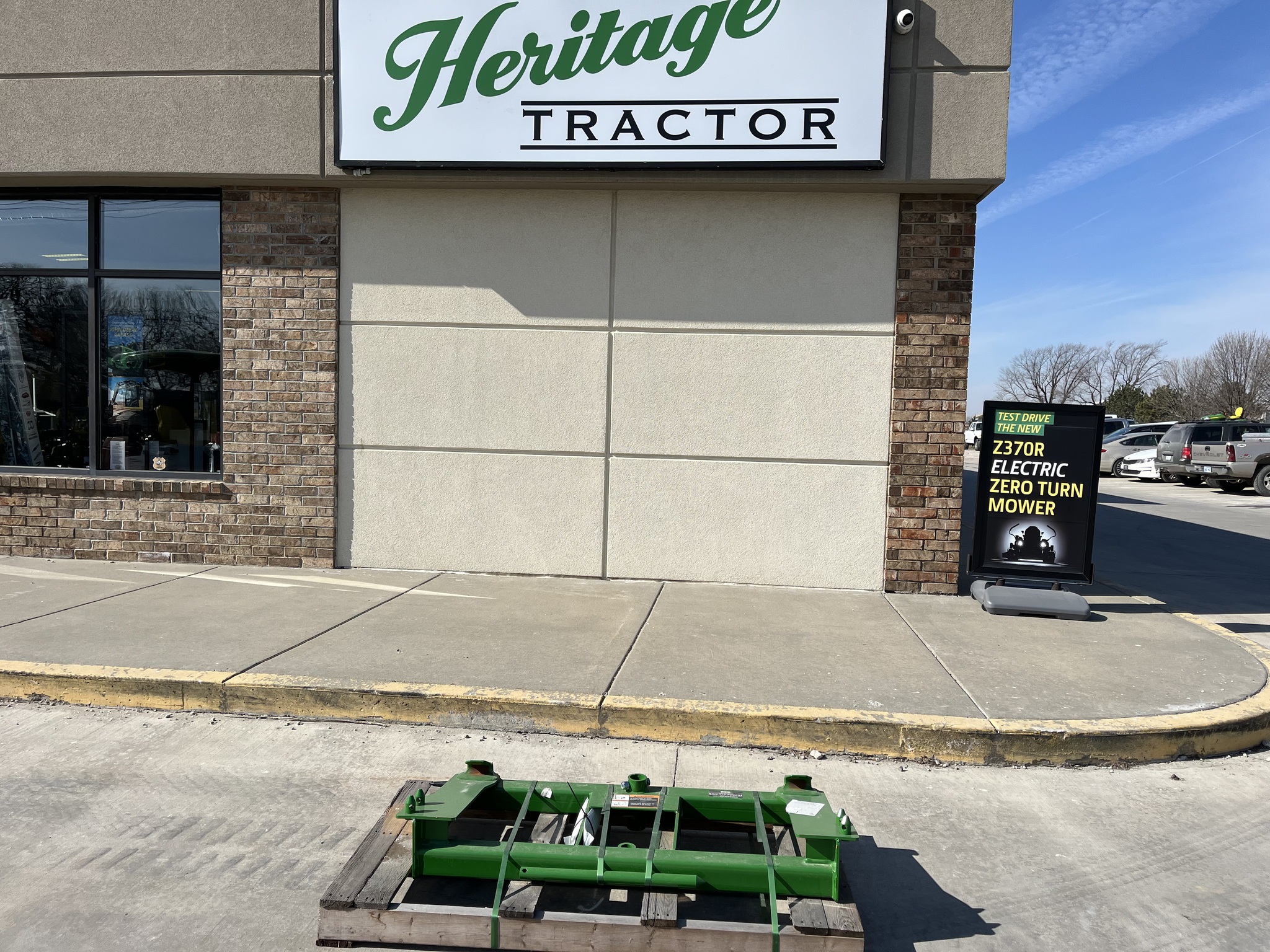  2025 Frontier AB11E at Heritage Tractor in Olathe, KS