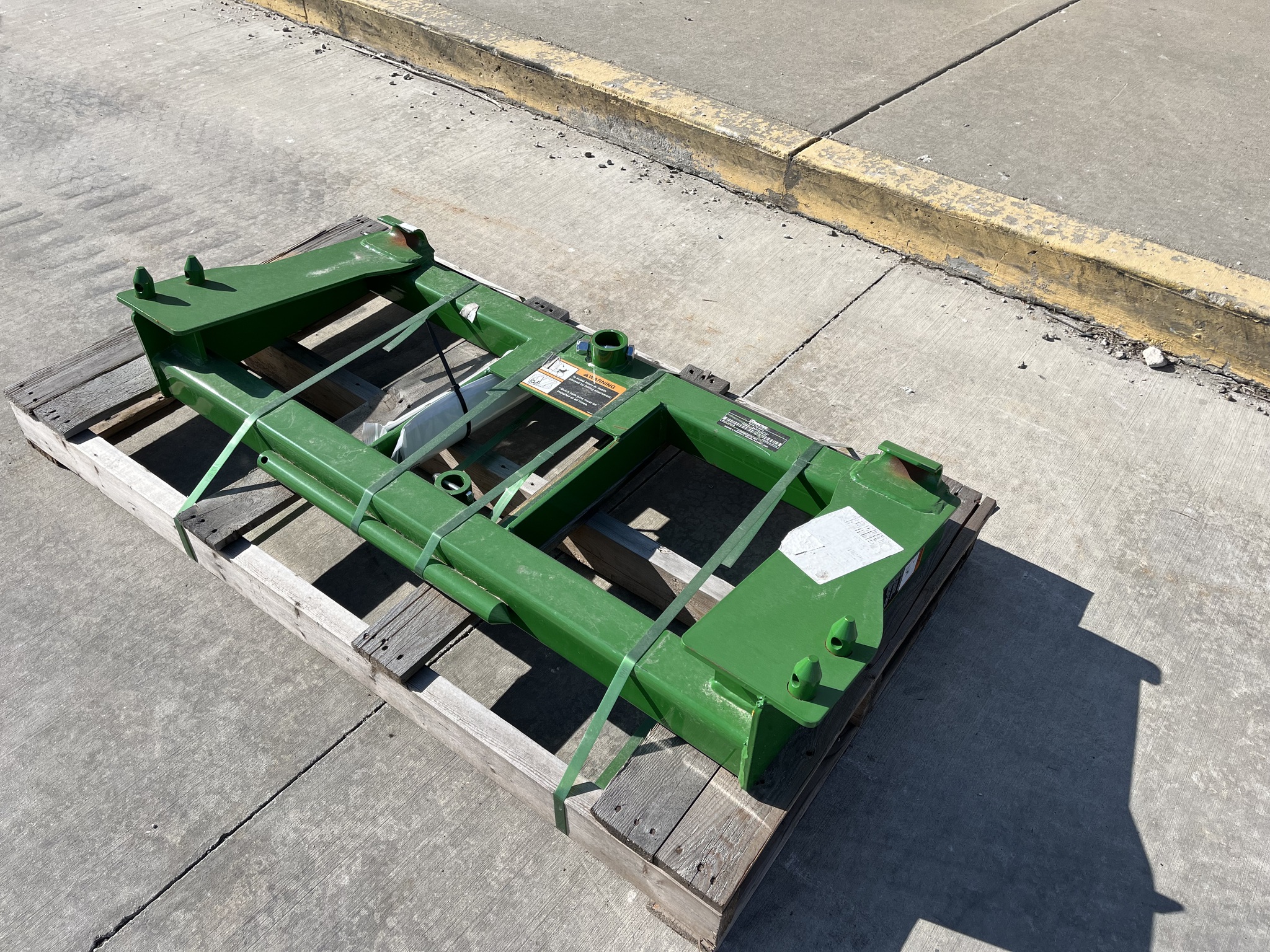 2025 Frontier AB11E at Heritage Tractor in Olathe, KS