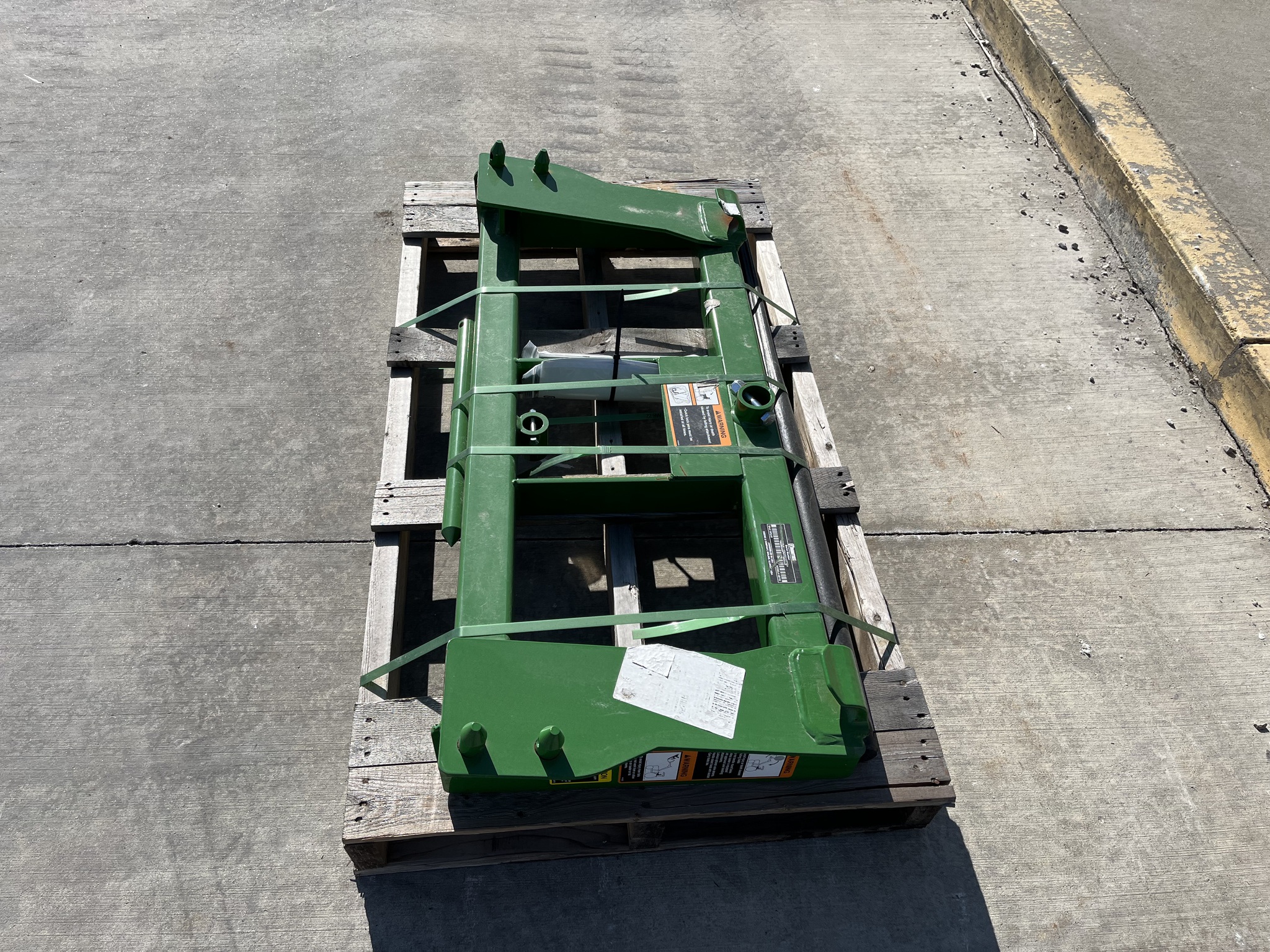  2025 Frontier AB11E at Heritage Tractor in Olathe, KS