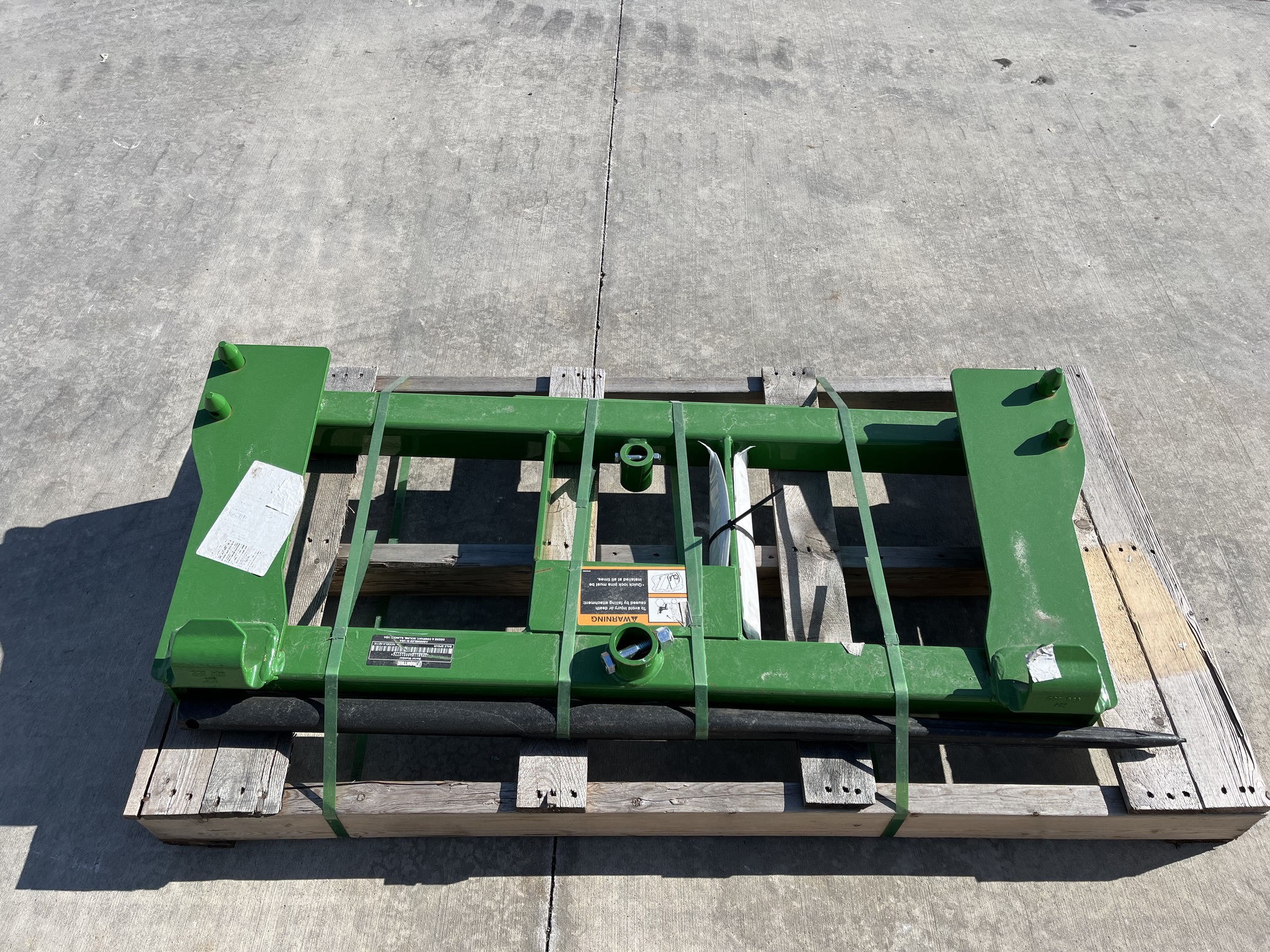  2025 Frontier AB11E at Heritage Tractor in Olathe, KS