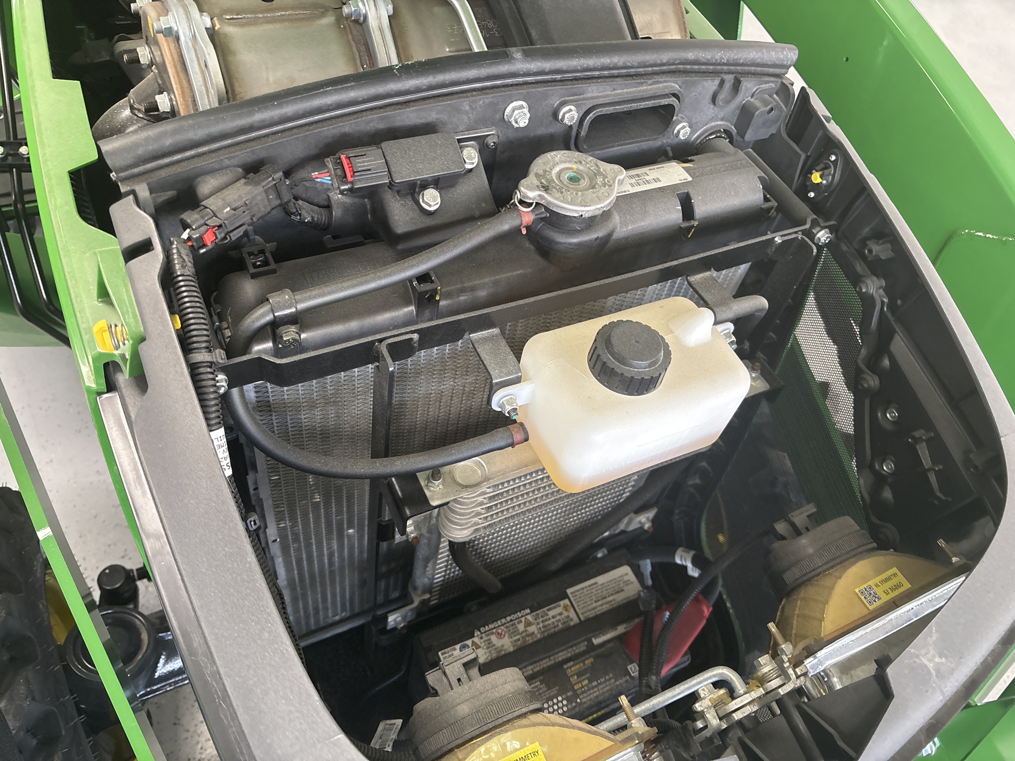 New In-Stock 2024 John Deere 3038E Compact Utility Tractors at Koenig Equipment in Knightstown, IN - PhotoXL20