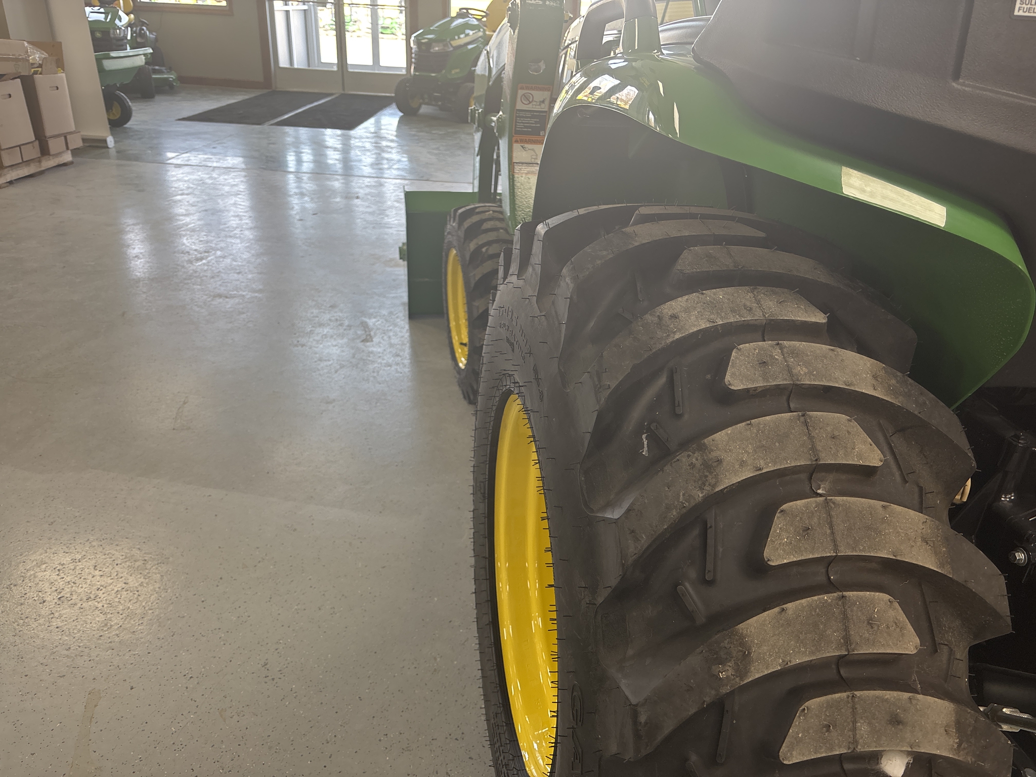 New In-Stock 2024 John Deere 3038E Compact Utility Tractors at Koenig Equipment in Knightstown, IN - PhotoXL12