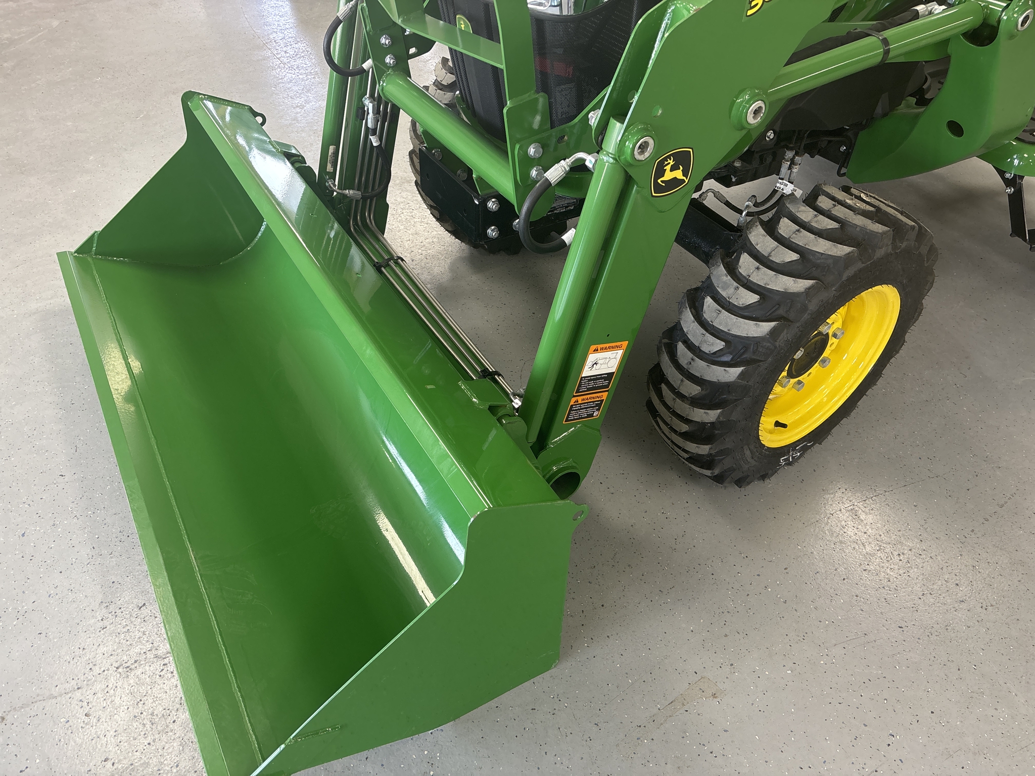 New In-Stock 2024 John Deere 3038E Compact Utility Tractors at Koenig Equipment in Knightstown, IN - PhotoXL15
