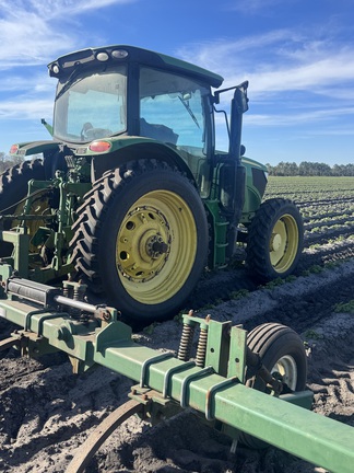 Photo of 2016 John Deere 6145R