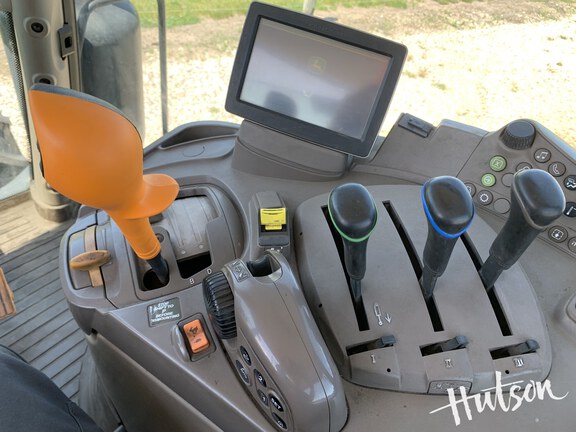 Photo of 2016 John Deere 6145R