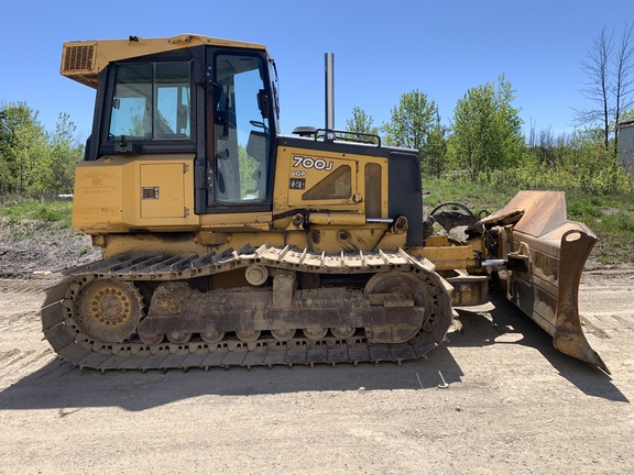 2006 John Deere 700J