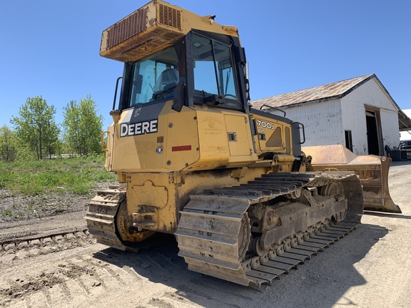 2006 John Deere 700J