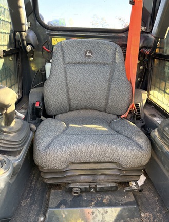 2022 John Deere 317G Photo 5