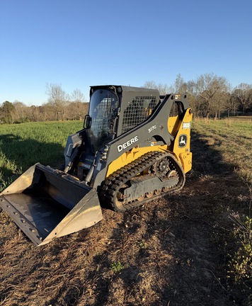 2022 John Deere 317G Photo 3