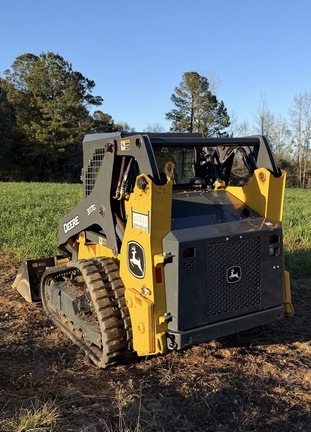 2022 John Deere 317G Photo 4