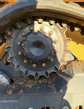 2022 John Deere 317G Photo 9