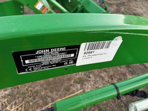 John Deere 120R (2nd thumbnail)