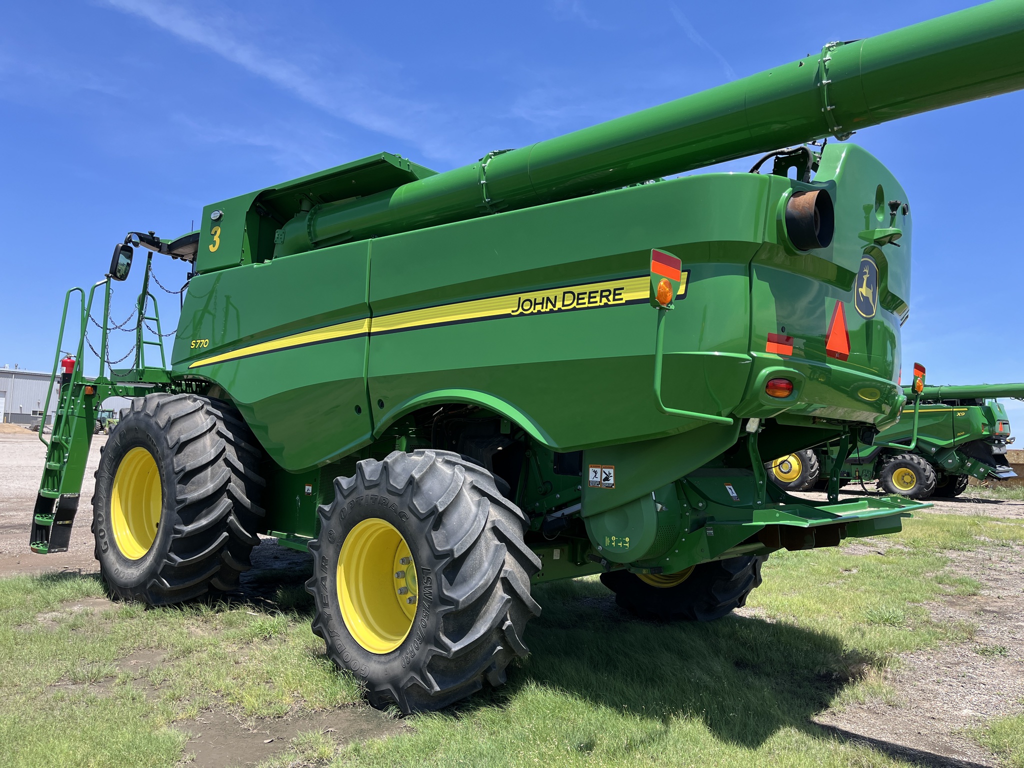 2022 John Deere S770 Image 4