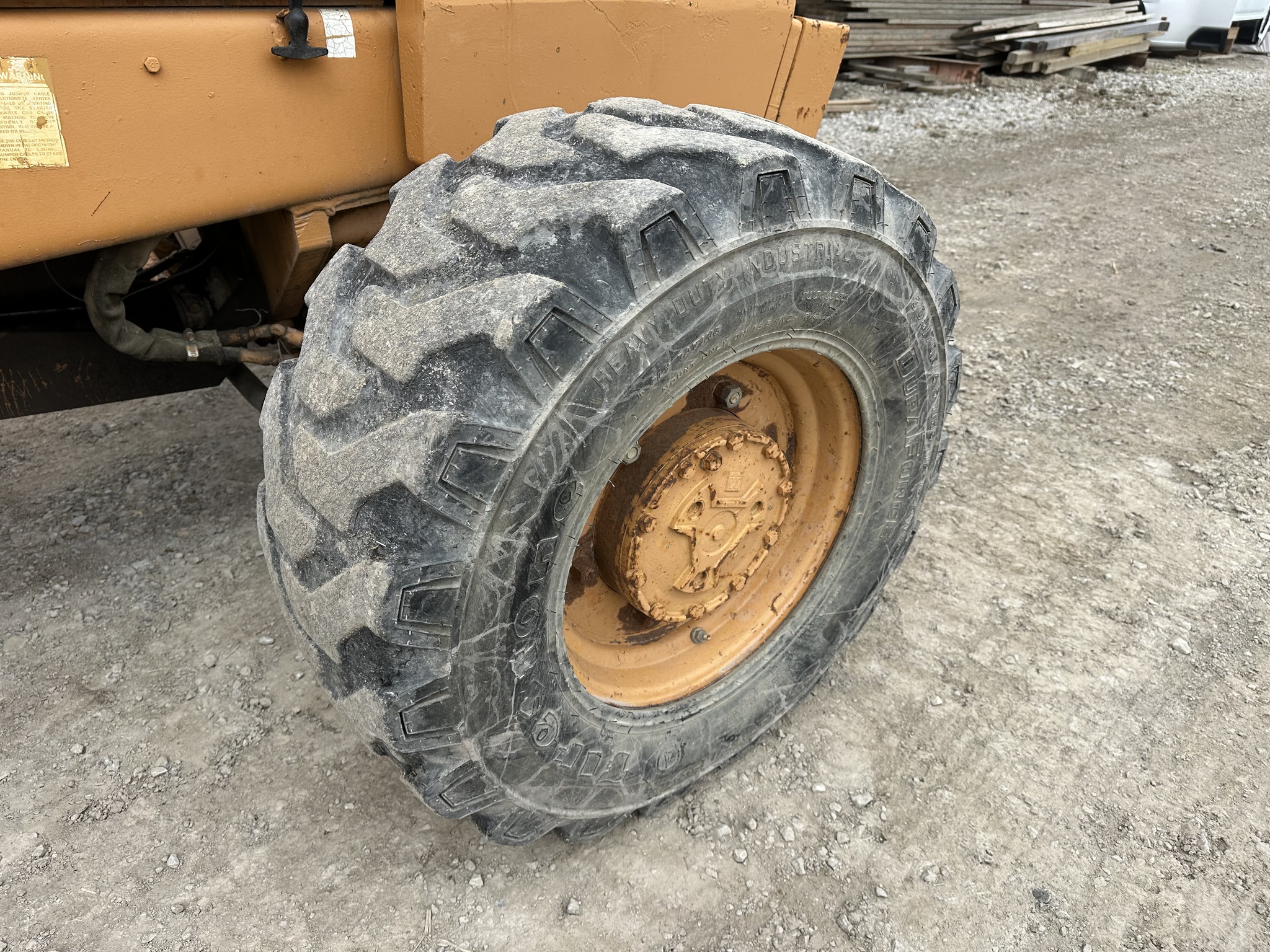 1986 J.I. Case 586E Image 12