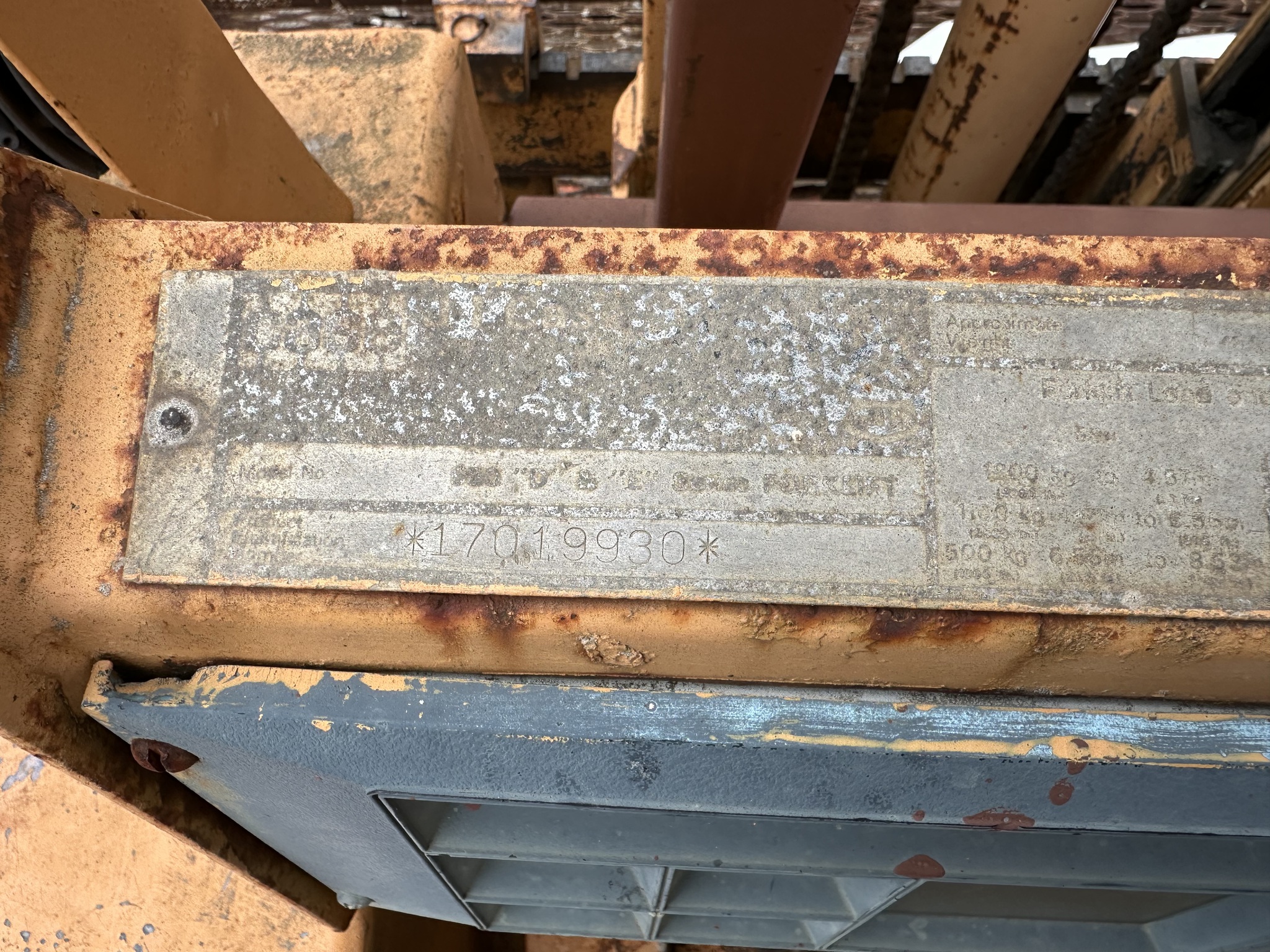 1986 J.I. Case 586E Image 24