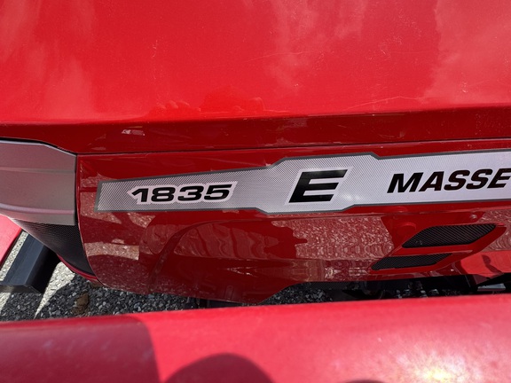 2022 Massey Ferguson 1835E