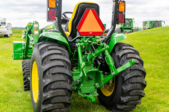 New In-Stock 2026 John Deere 3039R Compact Utility Tractors at Koenig Equipment in Urbana, OH - Photo5