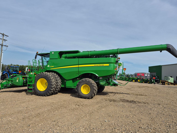 Used 2020 John Deere S790 Combines at Horizon Ag & Turf in St. Paul, AB - Photo7
