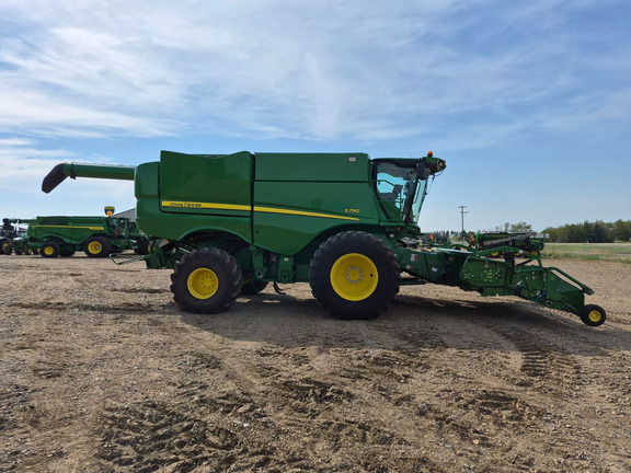 Used 2020 John Deere S790 Combines at Horizon Ag & Turf in St. Paul, AB - Photo10