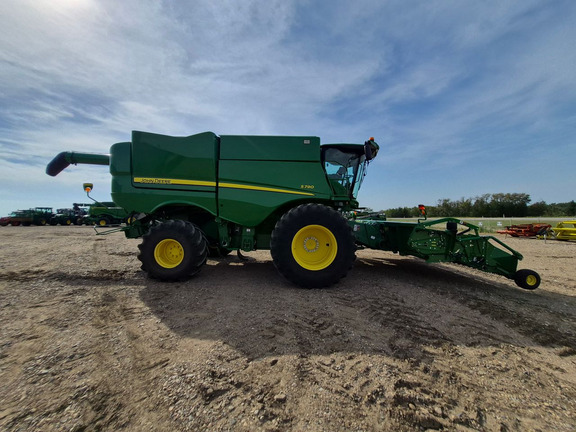 Used 2020 John Deere S790 Combines at Horizon Ag & Turf in St. Paul, AB - Photo11