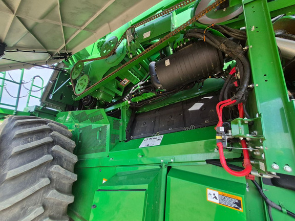 Used 2020 John Deere S790 Combines at Horizon Ag & Turf in St. Paul, AB - Photo27