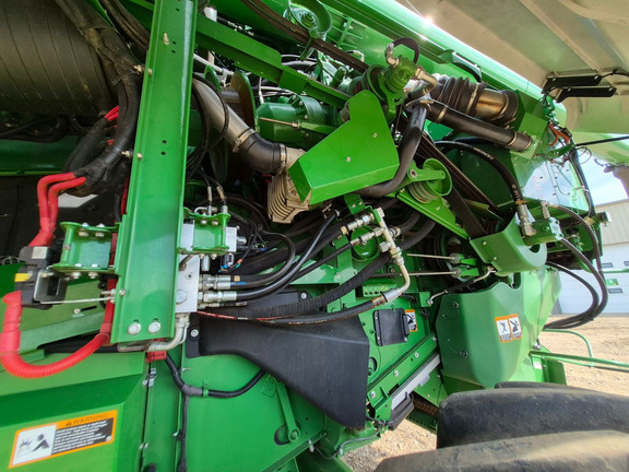 Used 2020 John Deere S790 Combines at Horizon Ag & Turf in St. Paul, AB - Photo26