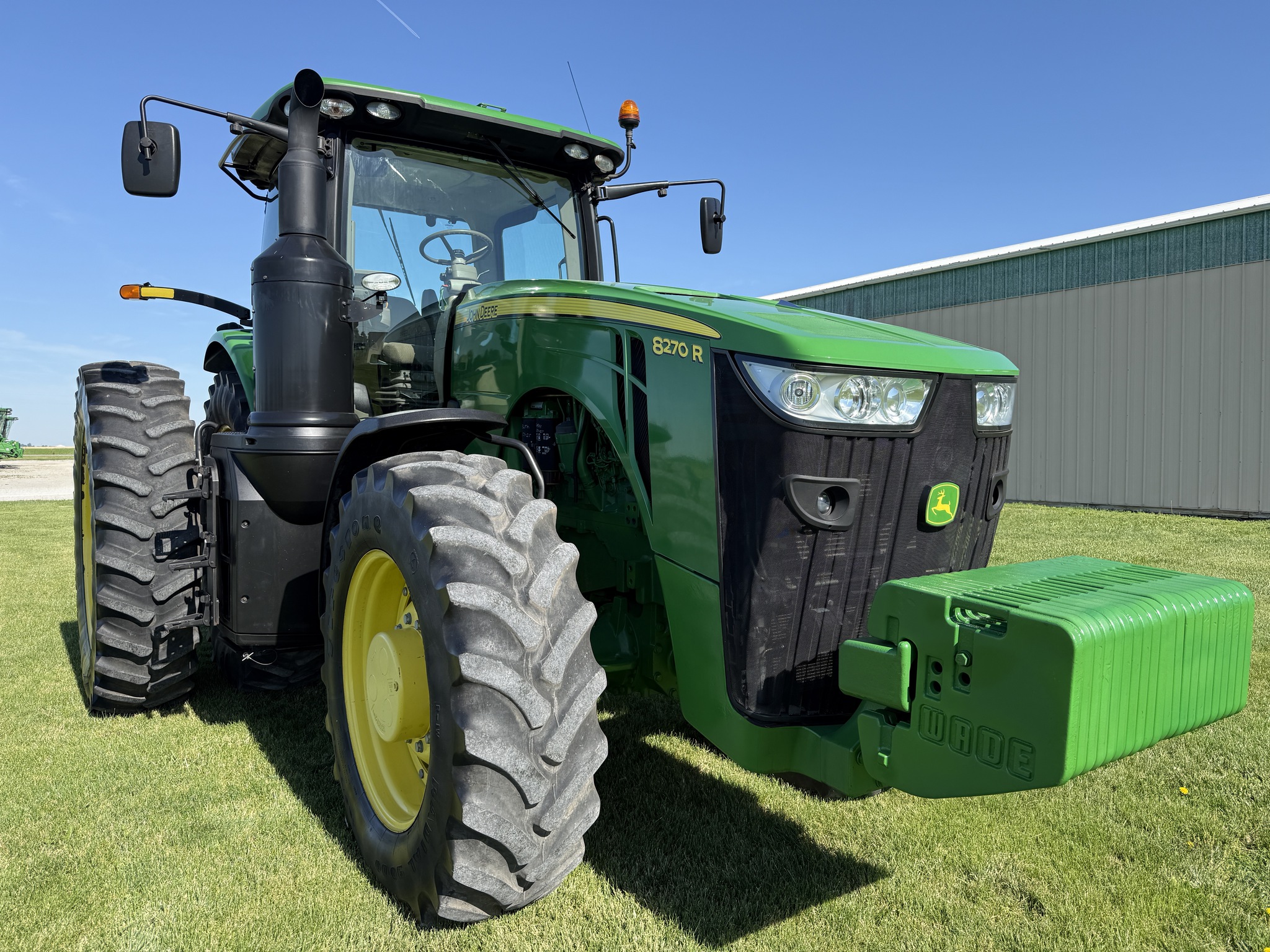 2020 John Deere 8270R Image 2