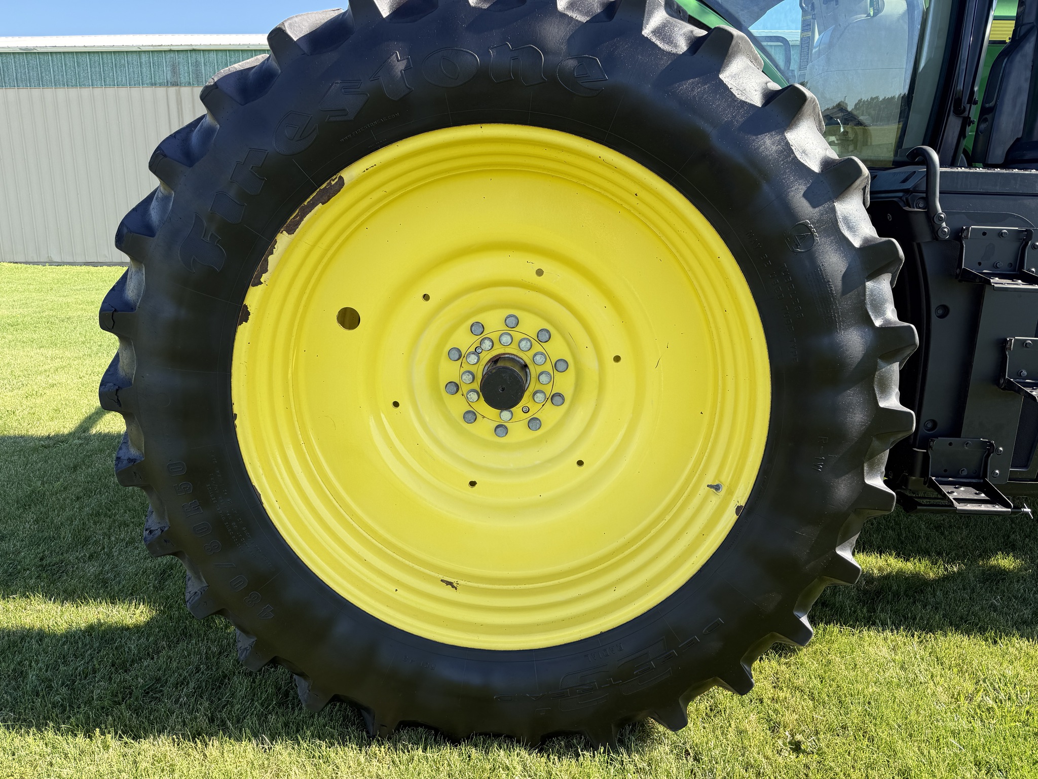 2020 John Deere 8270R Image 11