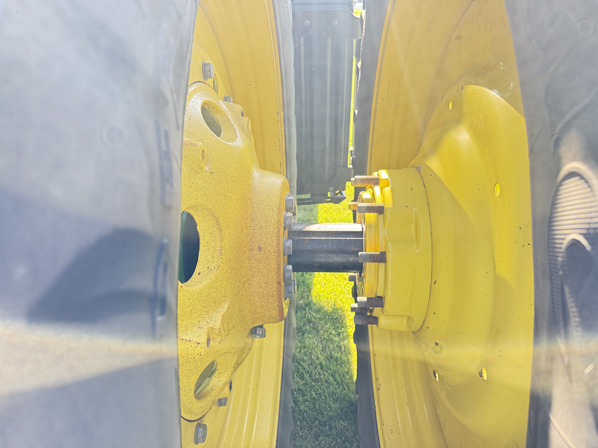 2020 John Deere 8270R Image 24