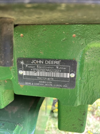 2022 John Deere 5075E