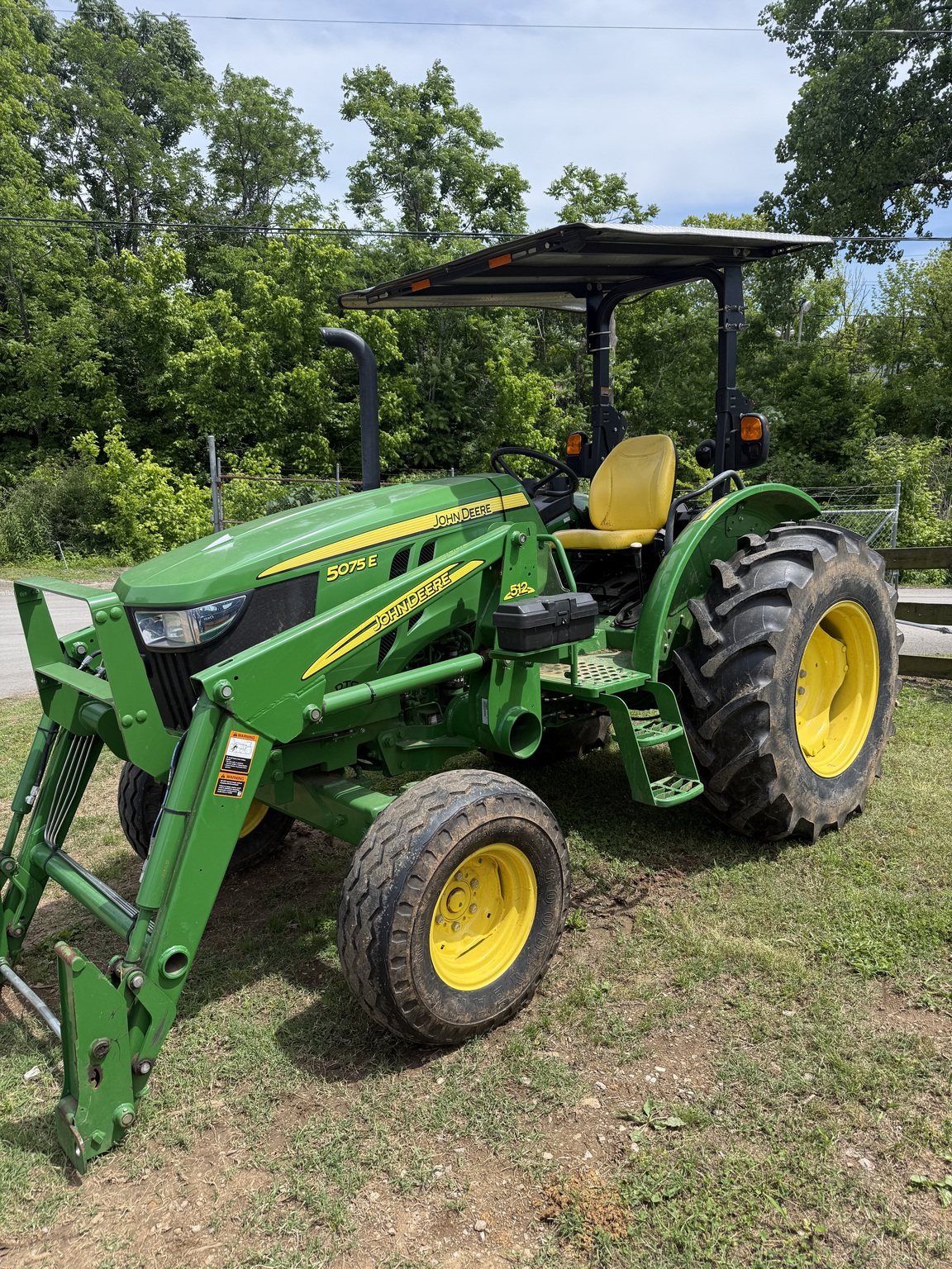 2022 John Deere 5075E