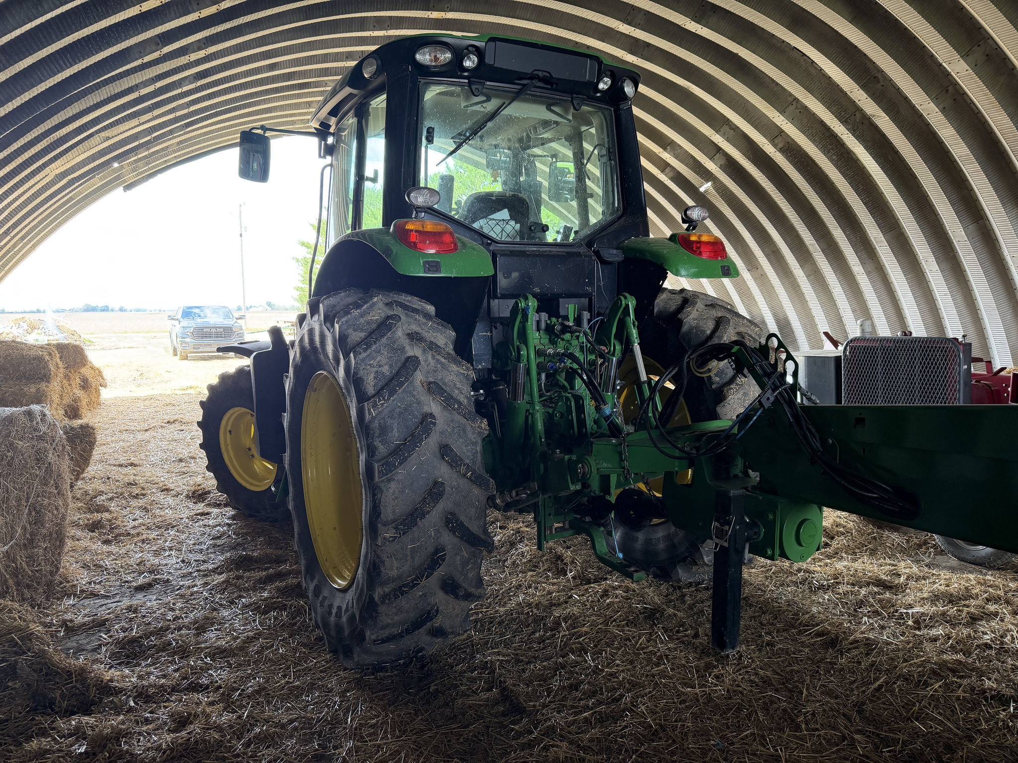 2023 John Deere 6140M Image 4