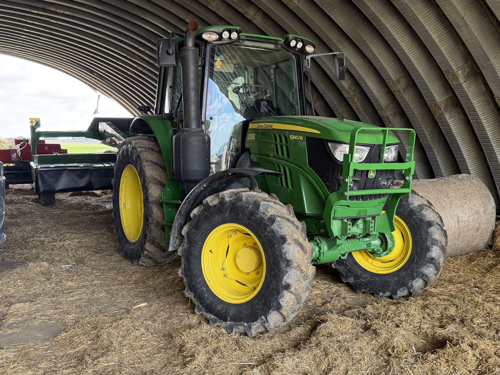 2023 John Deere 6140M Image 7