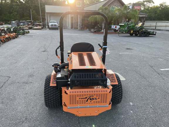 2026 Scag STTII61V-25KBD-5