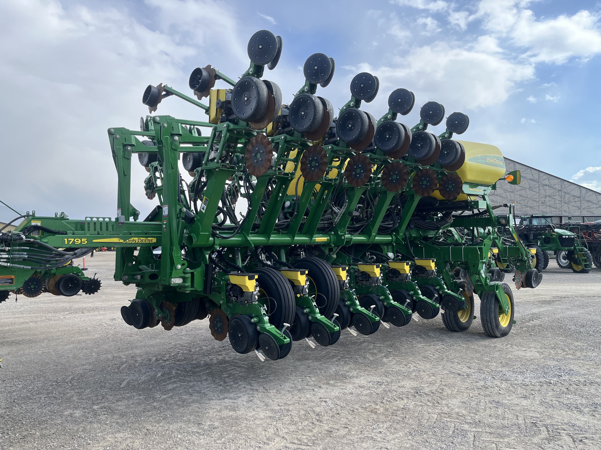 2019 John Deere 1795 Planters: Drawn