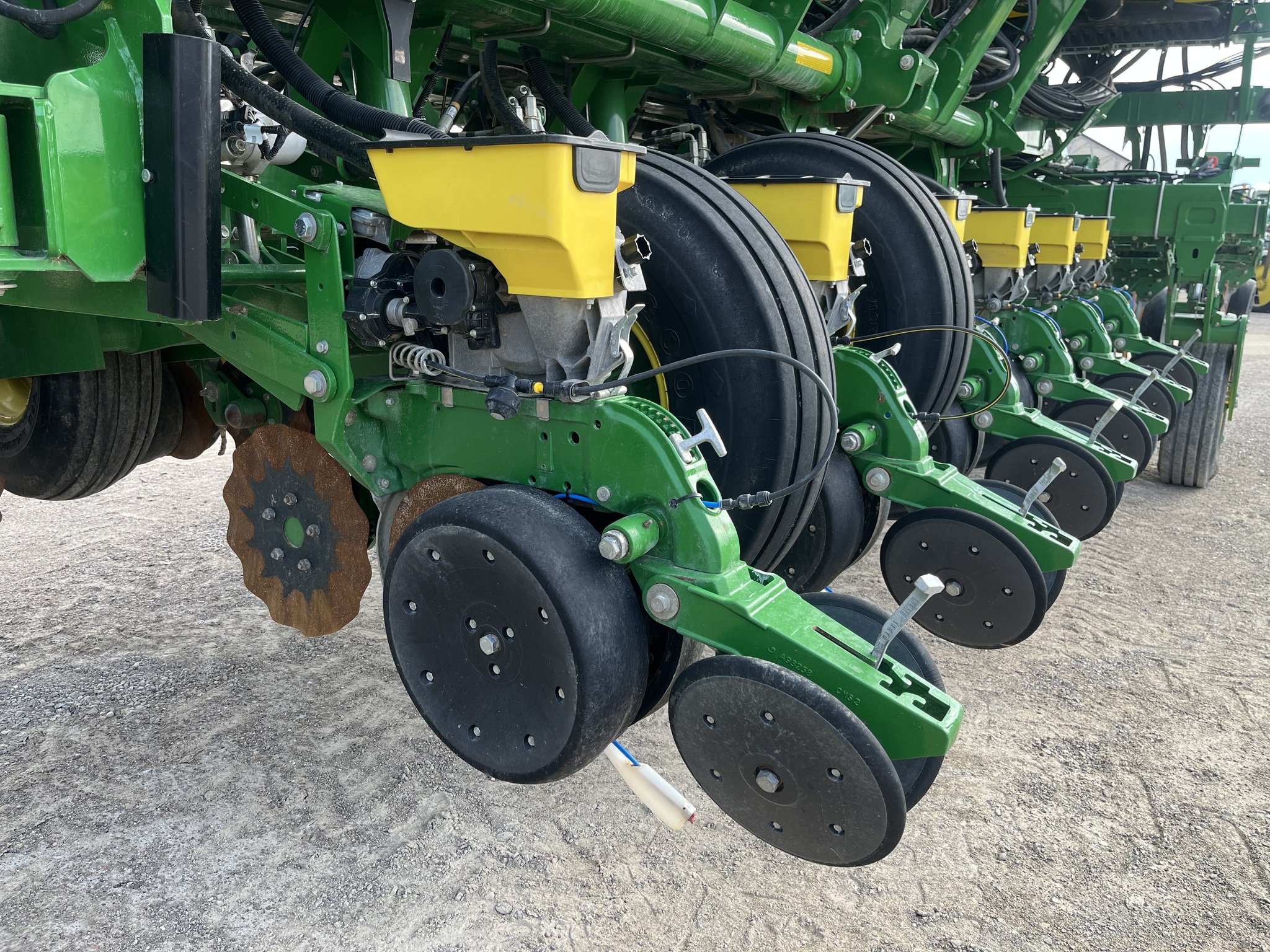 2019 John Deere 1795 Planters: Drawn