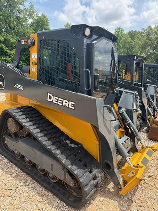 2025 John Deere 325G