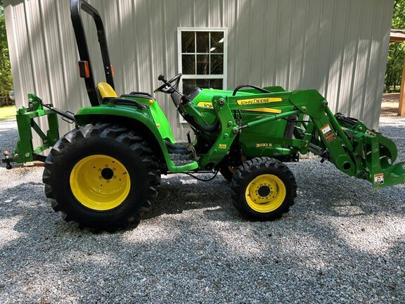 2009 John Deere 3032E-4